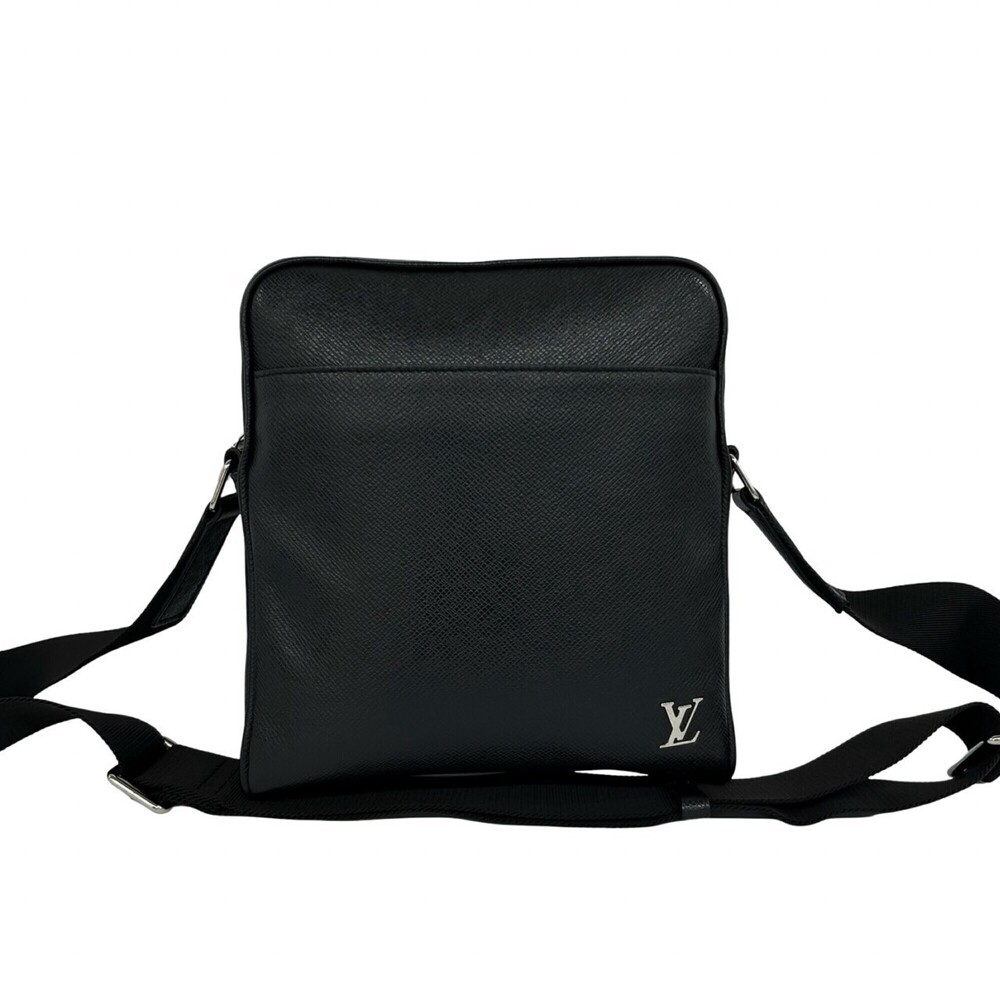 LOUIS VUITTON Louis Vuitton Messenger PPM Taiga Leather Shoulder Bag Sacoche ...